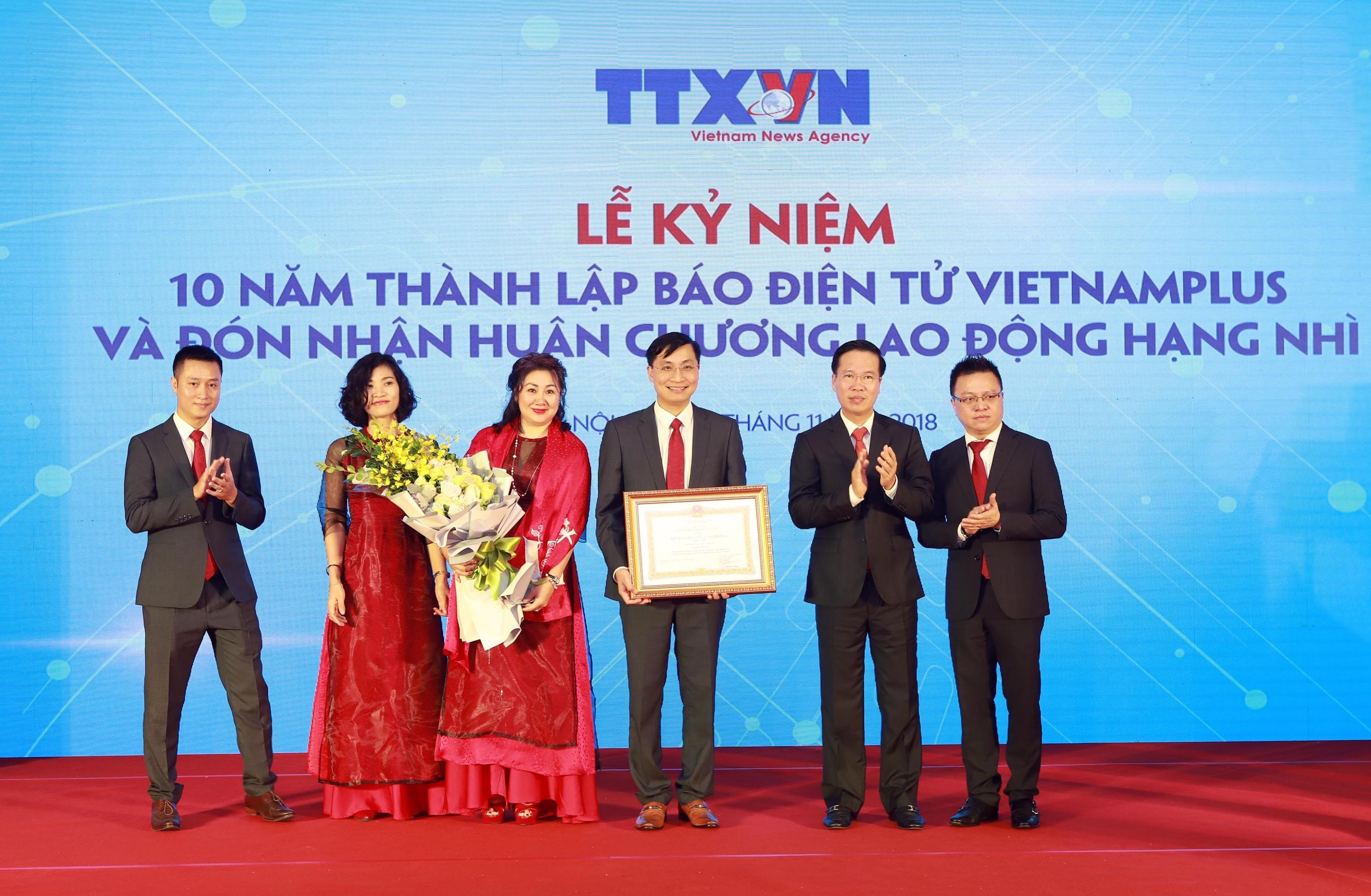 Báo Điện tử VietnamPlus đón nhận Huân chương Lao động hạng Nhì